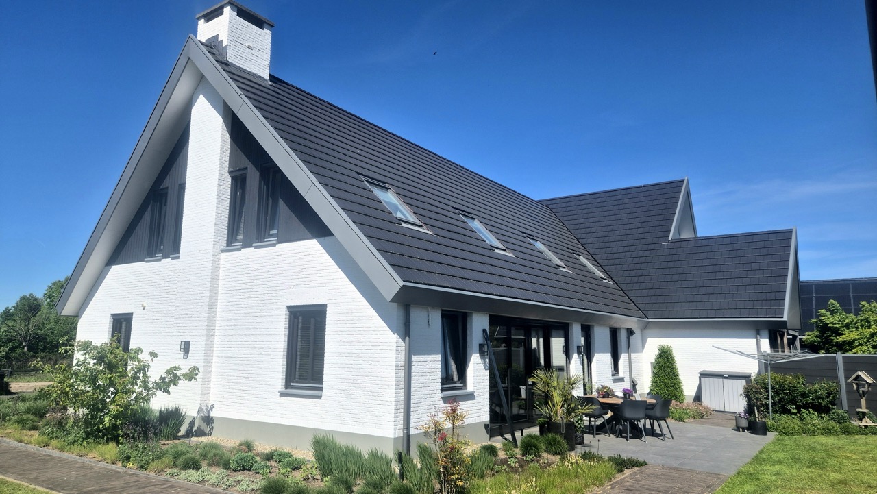 Professioneel schilderwerk Particuliere woonboerderij Zijtaart