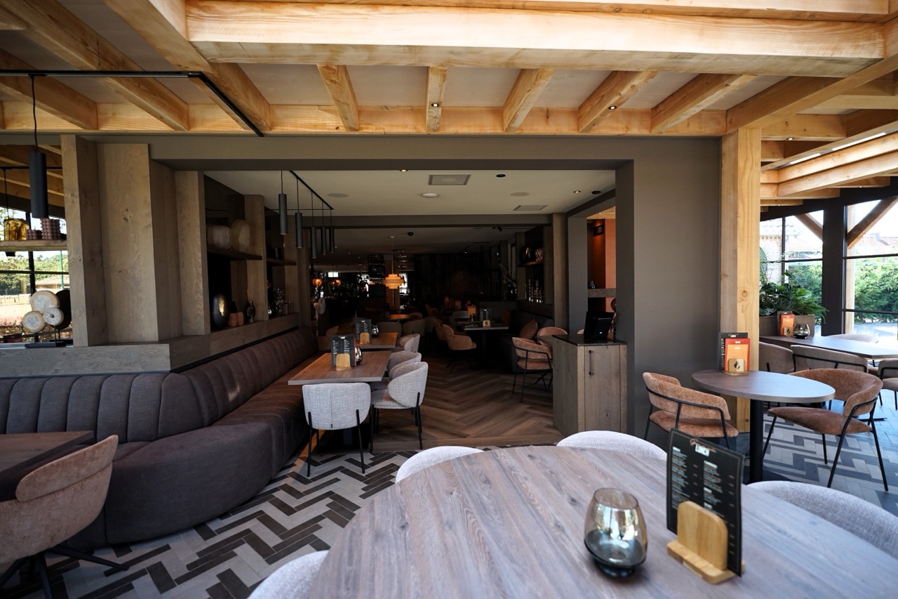 Professioneel schilderwerk Restaurant Smook